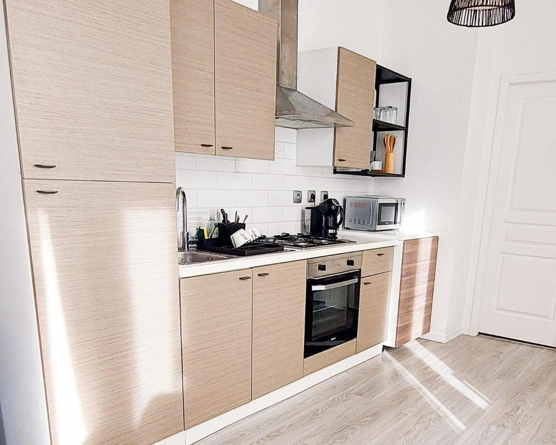 Artsmalt *Ideal Pro * Proche Commerces * 2 Chambres * Tout Confort Монлюсон Экстерьер фото